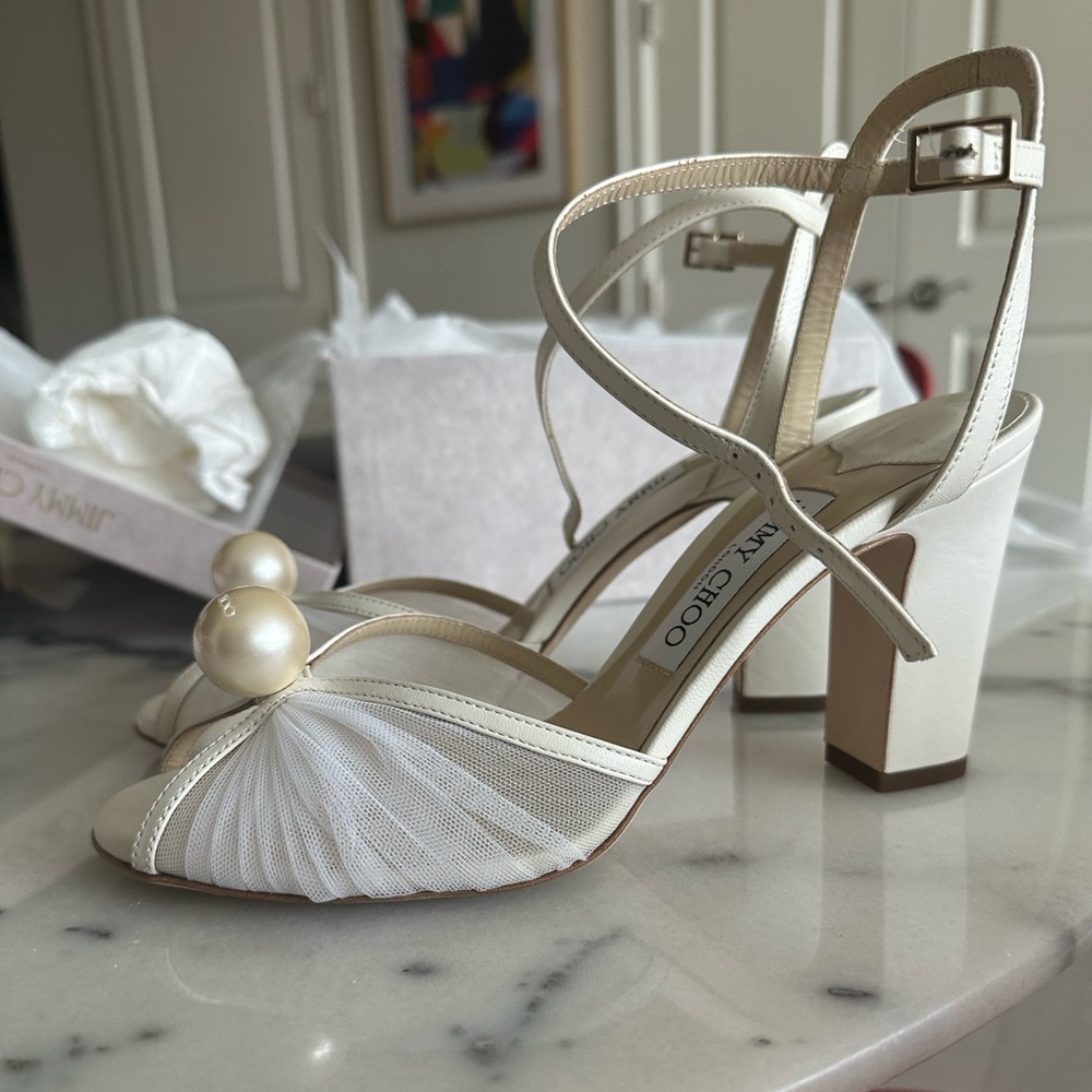Jimmy Choo Wedding Shoes
Sacaria 85MM Tulle Sandals
39 (9)